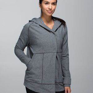 Lululemon Find your center Wrap - size 8